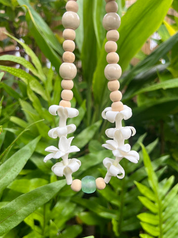 PO'AI - Light Pua Kenikeni